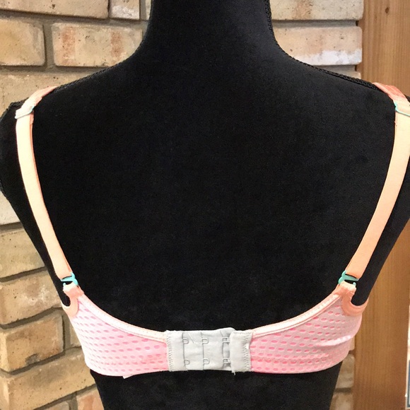 Berlei Intimates & Sleepwear Nwt Berlei High Impact Underwire